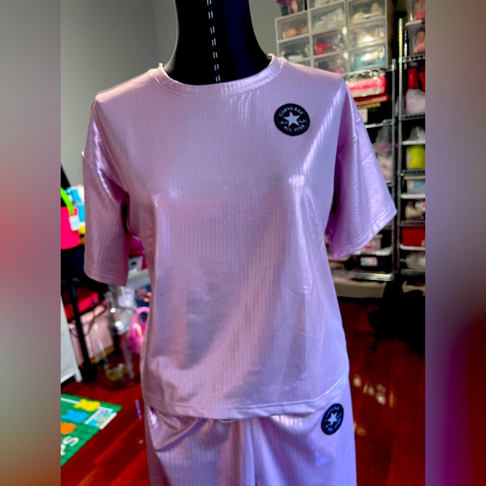 CONVERSE 2 PIECE PINK OUTFIT WORN ONCE TOP SIZE LARGE PANTS SIZE XL SUPERCUTE ! - Picture 4 of 11